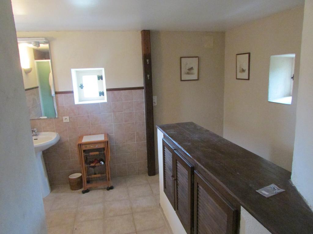 Bed and Breakfast Logis De La Robliniere Landevieille Esterno foto