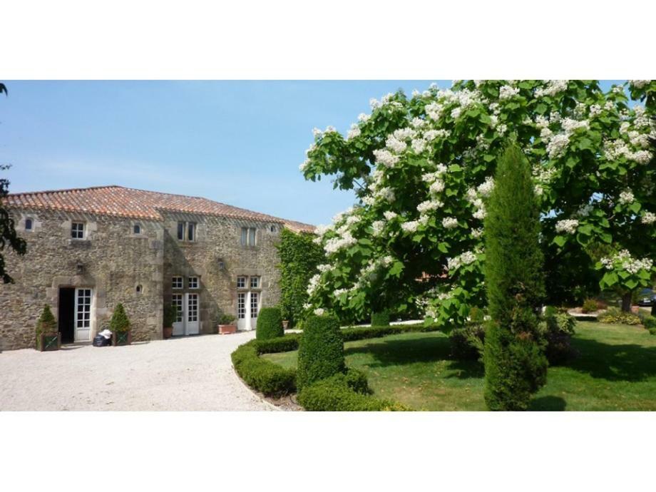 Bed and Breakfast Logis De La Robliniere Landevieille Esterno foto